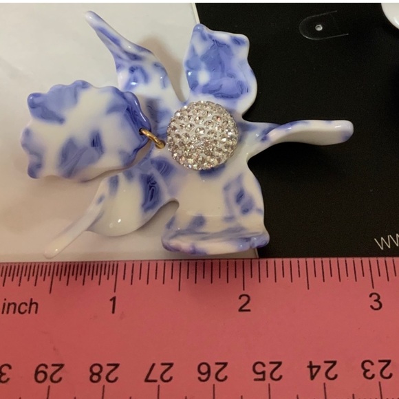 LELE sadoughi large flower crystal drop earrings - Picture 6 of 8